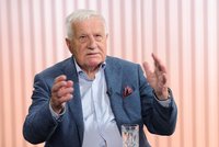 Klaus: „Kampaň zanechala bolavé rány. EU není nacistické Německo, ale...“ Tleskal mu i Turek