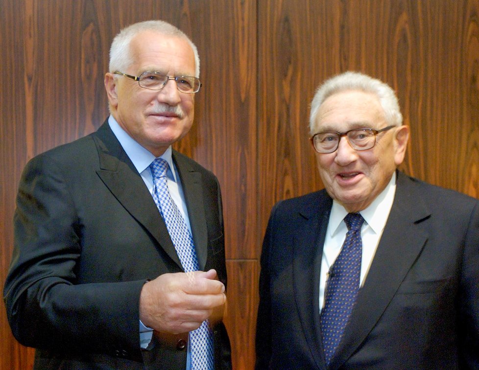Prezident Václav Klaus a Henry Kissinger (2005)