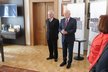 Václav Klaus vítá v Institutu ekonoma Třísku i manželku Livii Klausovou