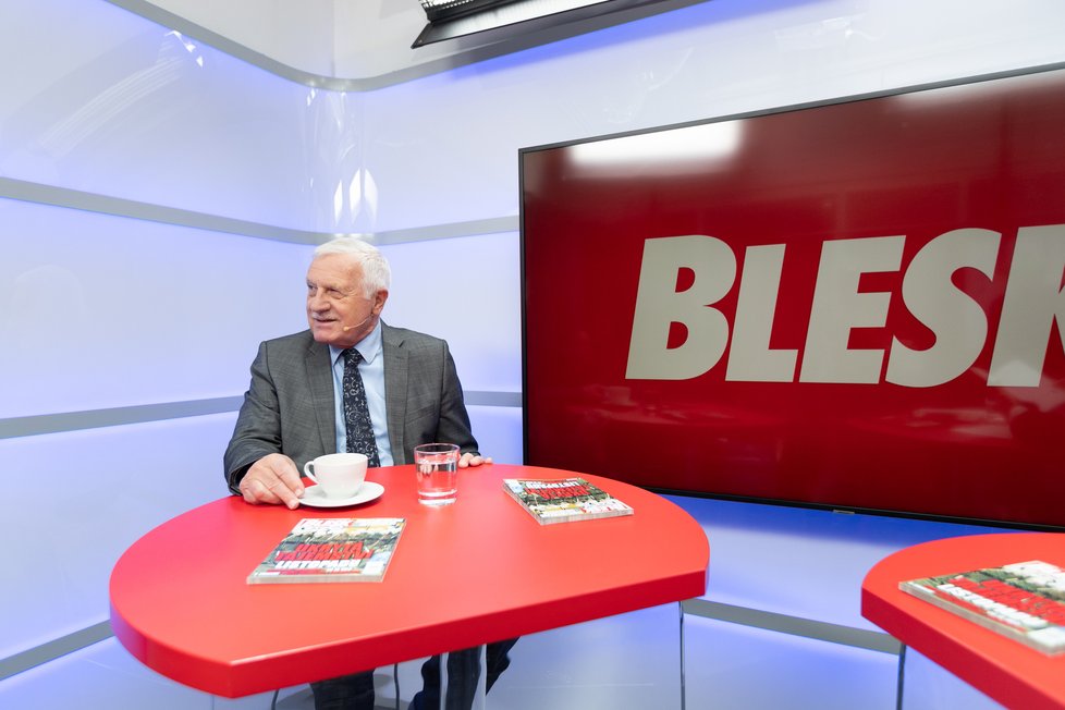 Exprezident Václav Klaus v mimořádném vysílání Blesk.cz ke 30. výročí sametové revoluce