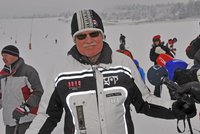 Klaus na lyžích: Snowboard je prý levičácký