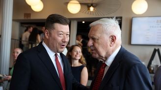 Česká stopa v AfD: Václav Klaus a Tomio Okamura našli společnou řeč s německou radikální pravicí Česká stopa v AfD: Václav Klaus a Tomio Okamura našli společnou řeč s německou radikální pravicí