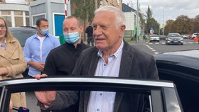 Václav Klaus opustil nemocnici.