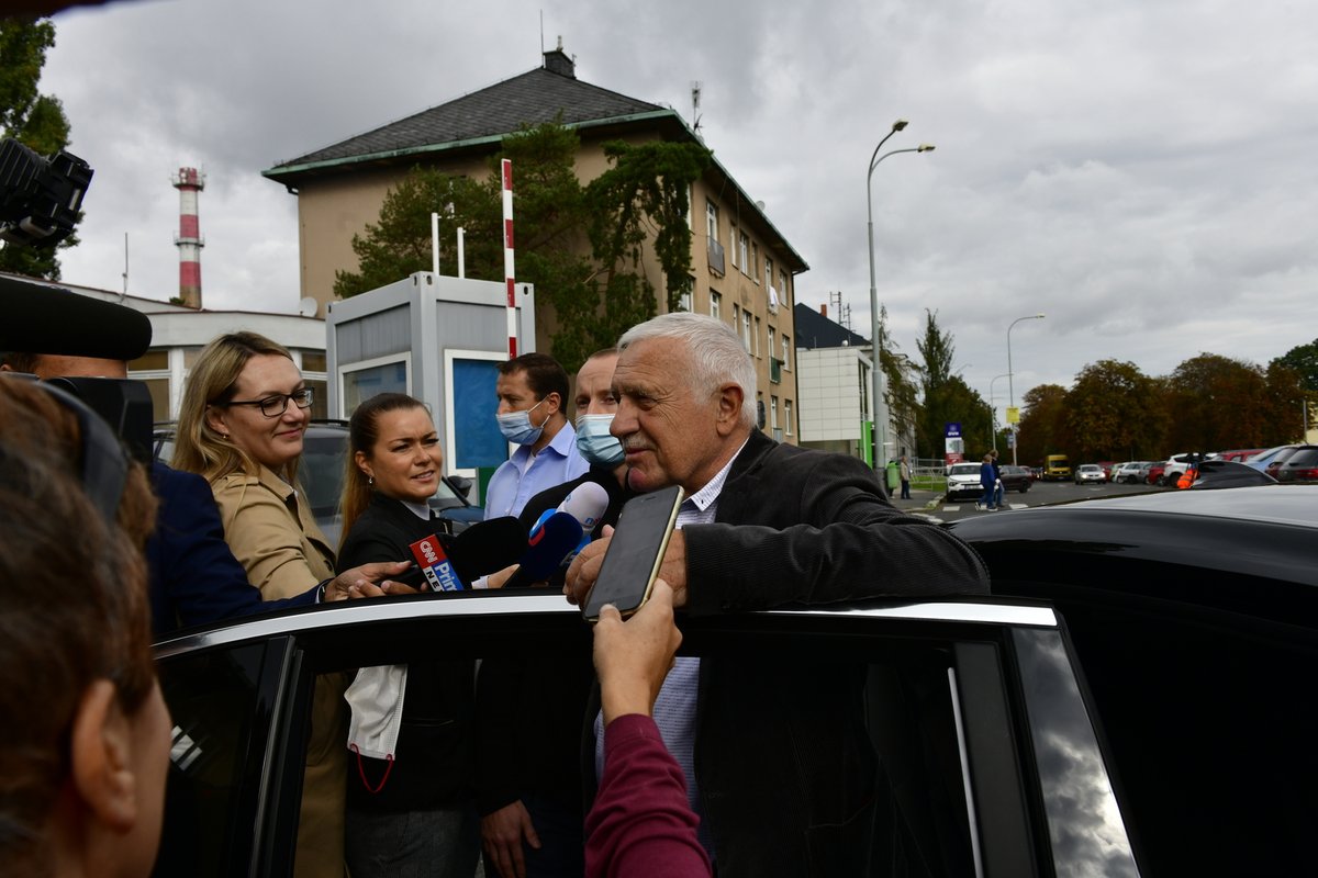 Václav Klaus opustil nemocnici. (17.9.2021)