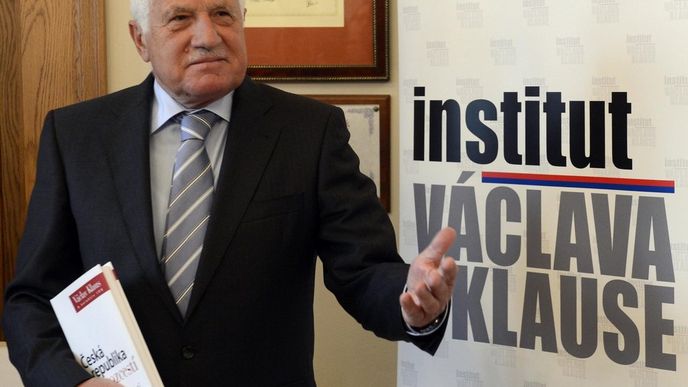 Václav Klaus ve svém institutu