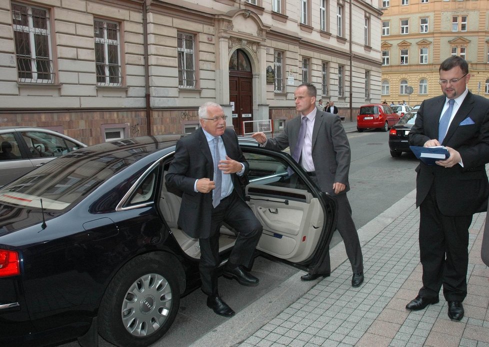 Prezident Klaus dával přednost vozům značky Audi