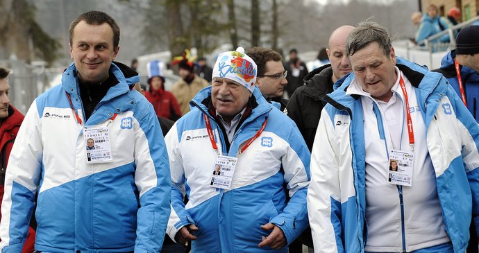 Václav Klaus se coby divák zúčastnil Světového šampionátu v biatlonu