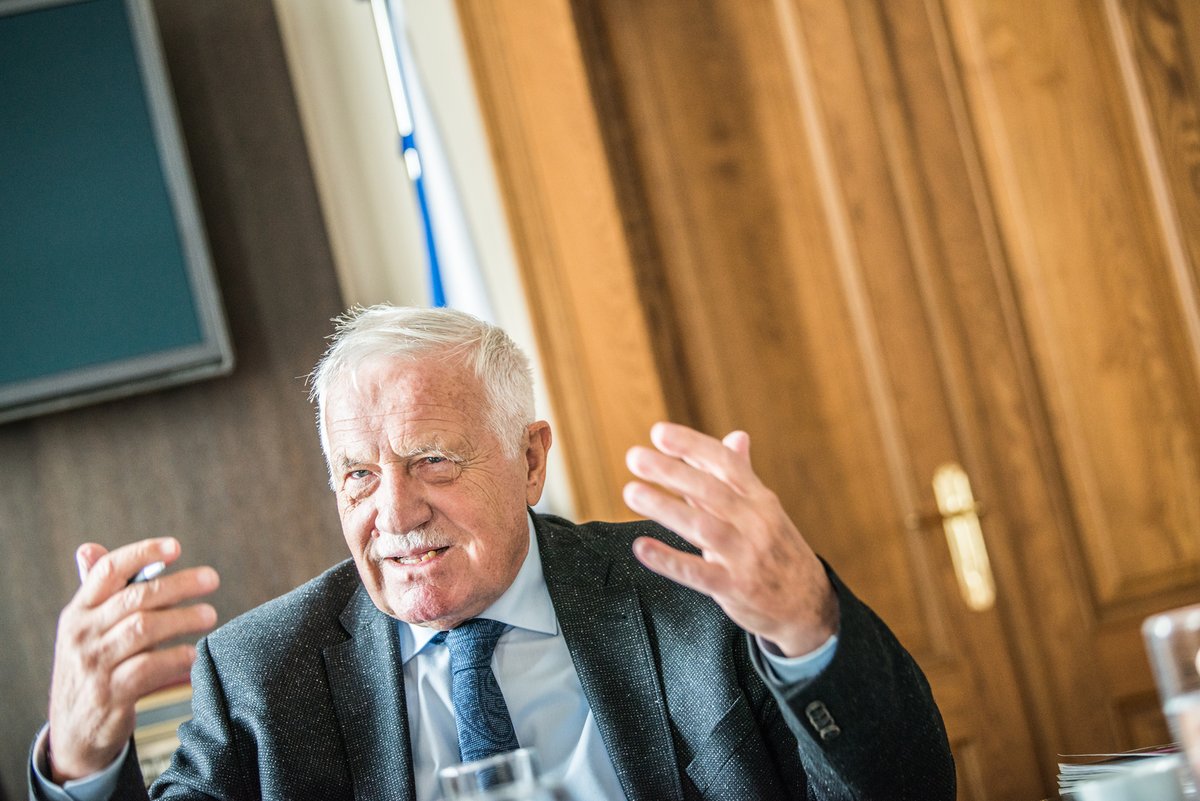 Václav Klaus, bývalý ministr financí, vicepremiér, předseda vlády a prezident České republiky.