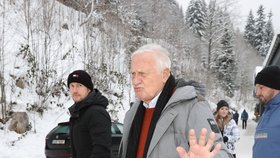 Bývalý prezident Václav Klaus ve Špindlerově Mlýně (9. 12. 2023)