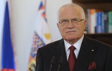 Šťastný důchodce Václav Klaus: 150 tisíc měsíčně + VIP servis!