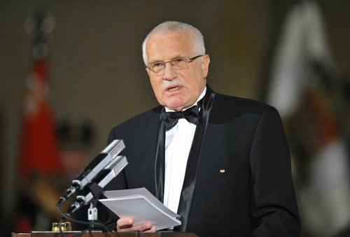 Václav Klaus při projevu na slavnostním shromáždění 28. října ve Vladislavském sále Pražského hradu.