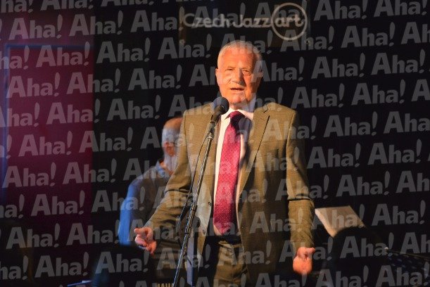 Václav Klaus starší slavil 77. narozeniny ve svém zámečku.