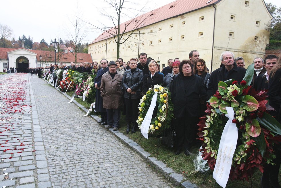 Pohřeb Václava Kočky ml. (†40).