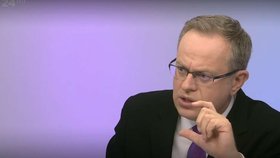 Moderátor ČT Václav Moravec ve svém pořadu