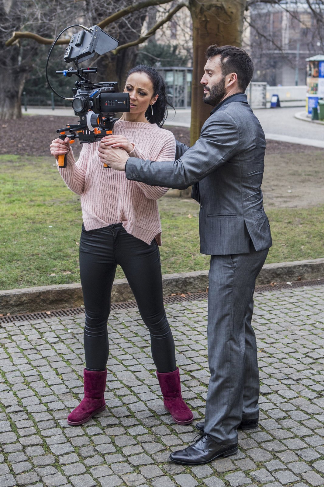 Václav Noid Bárta hned zaměstnal svou novou milenku Elišku při natáčení videoklipu.