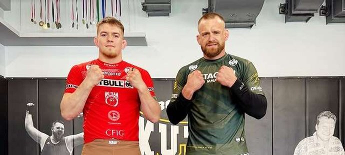 Václava (vlevo) trénuje Patrik. Václava (vlevo) trénuje Patrik.