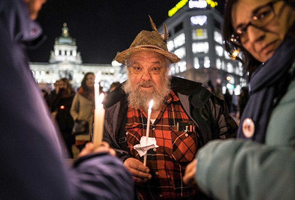 S fotografií nazvanou Pochod za Jana Palacha zaujal porotu Fanda Pajer.