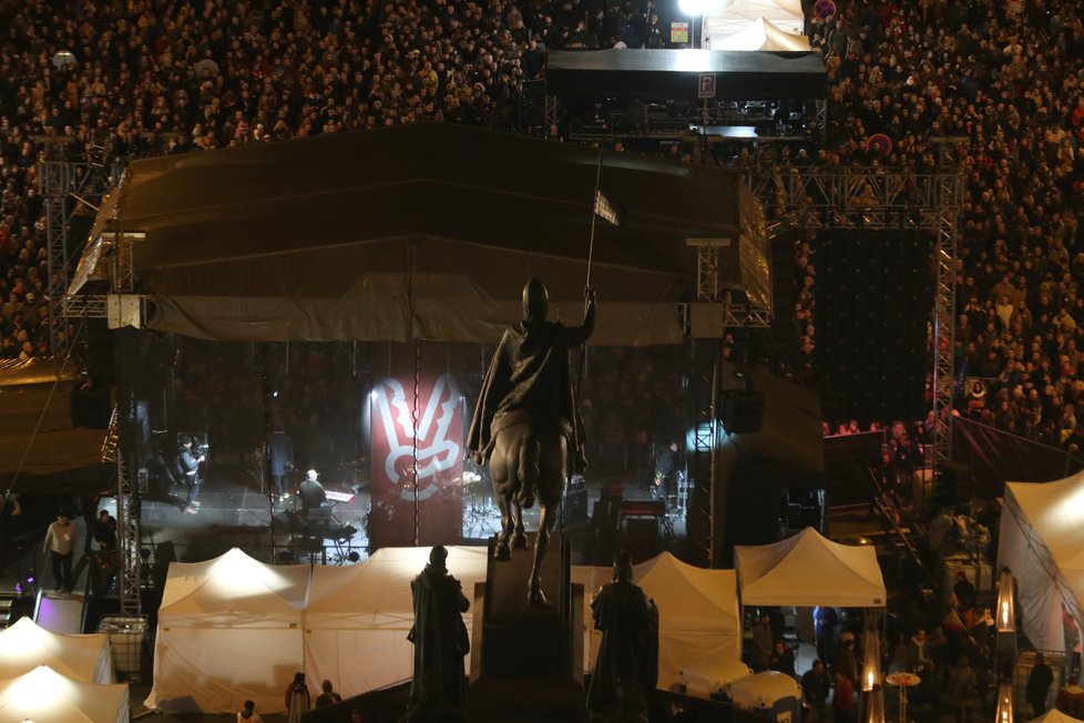 Koncert pro budoucnost na Václavském náměstí ku příležitosti 30. výročí sametové revoluce (17. 11. 2019)
