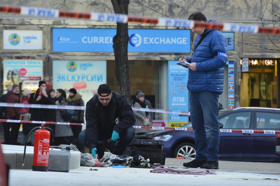 18. ledna 2019 se na Václavském náměstí polil hořlavou látkou a zapálil muž (ročník 1964). I přes rychlý zásah kolemjdoucích je podle ZZS Praha popálený na 30 % těla.