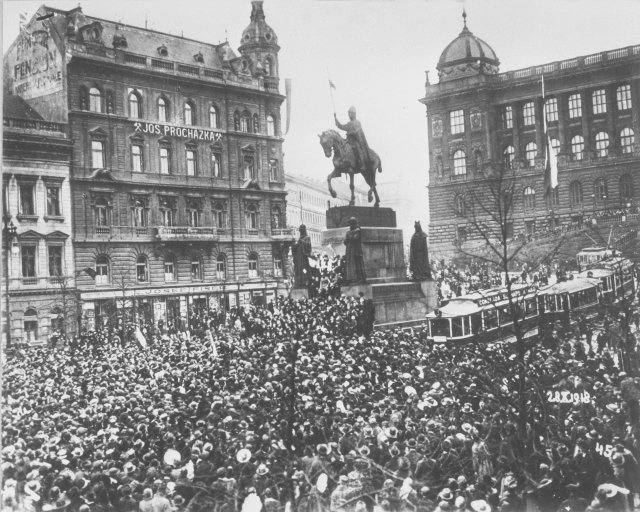 Manifestace při vzniku samostatného Československa, říjen 1918