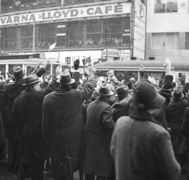 Příjezd německých okupačních vojsk do Prahy, březen 1939.