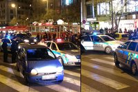 Policejní manévry v centru Prahy: Na Václaváku zatýkali šílence