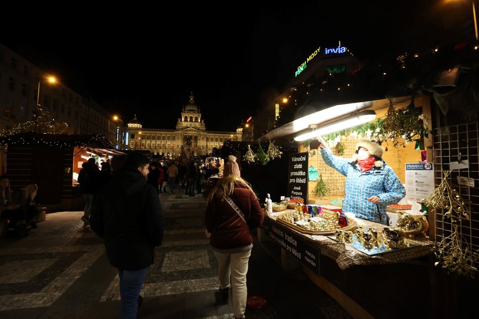 Trhy na Václavském náměstí (27. listopadu 2021)