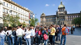 Počet obyvatel Česka roste, pomáhají přistěhovalci 