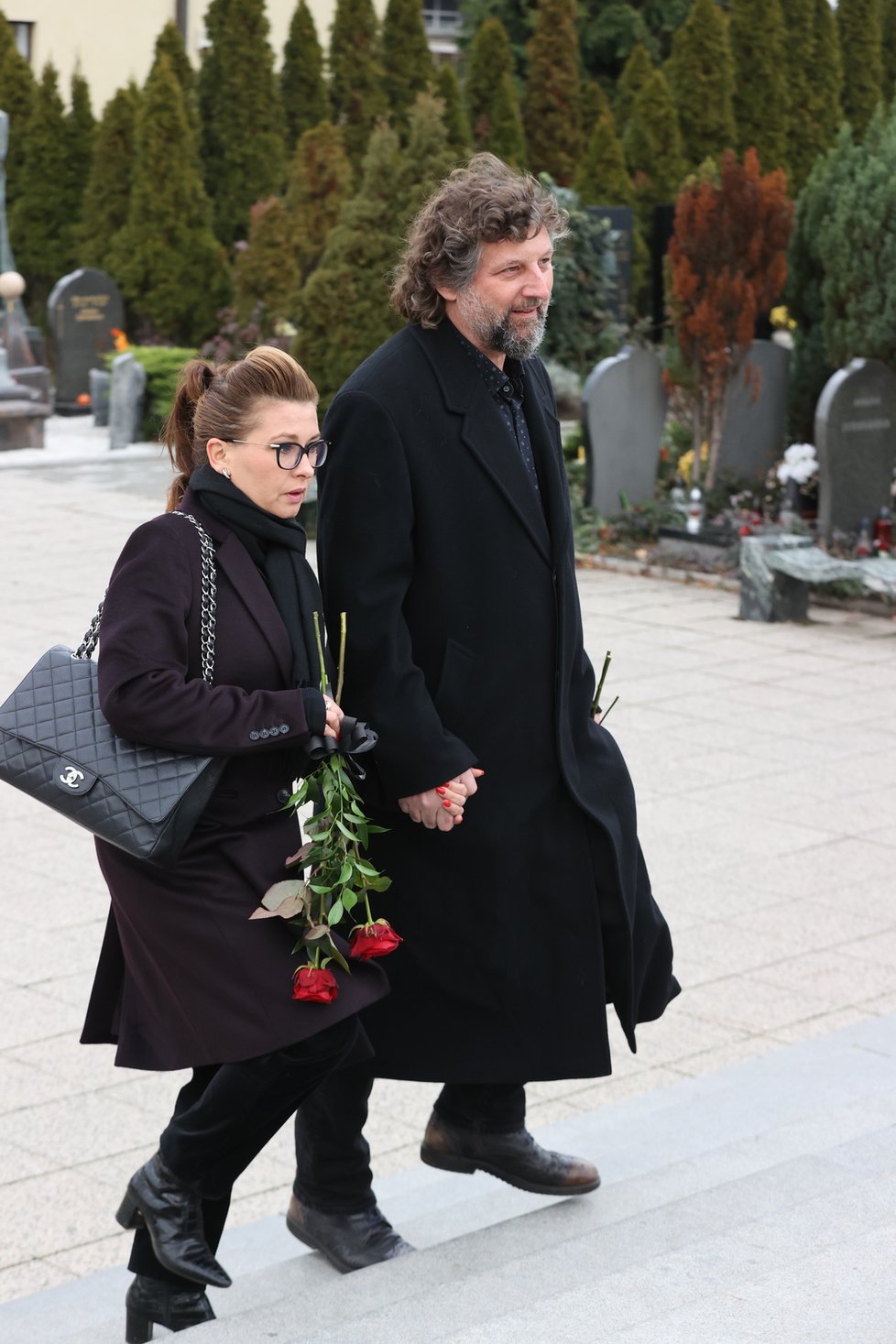 Dana Morávková a Petr Malásek na pohřbu Vadima Petrova