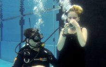 Zpěvačka Tereza Vágnerová jako mořská víla: Riskovala pod vodou!