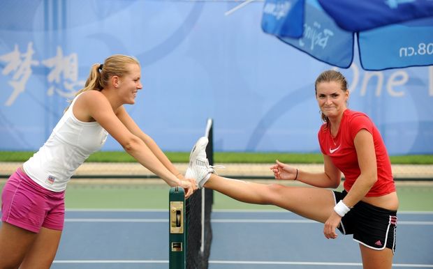 Nicole Vaidišová s další českou tenistkou Benešovou Nicole Vaidišová s další českou tenistkou Benešovou