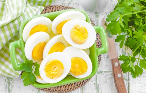 Co s velikonočními vajíčky: 10 skvělých receptů, na kterých si pochutnáte