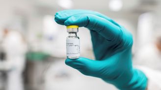 Johnson & Johnson vyhodil patnáct milionů vakcín. Kvůli lidské chybě Johnson & Johnson vyhodil patnáct milionů vakcín. Kvůli lidské chybě