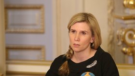 Ministryně školství Kateřina Valachová na tiskovce k šikaně ve škole Na Třebešíně