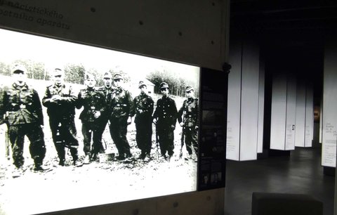 Mezi dvěma světy: Z Valašska na Horní Pováží