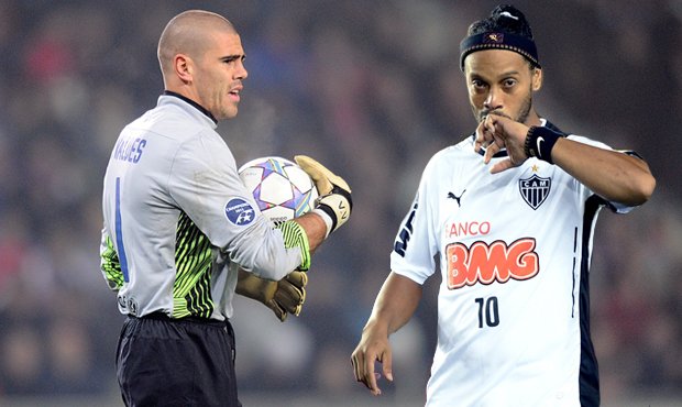 Valdés, Ronaldinho, Malouda... Kdo uloví hvězdy bez smlouvy?