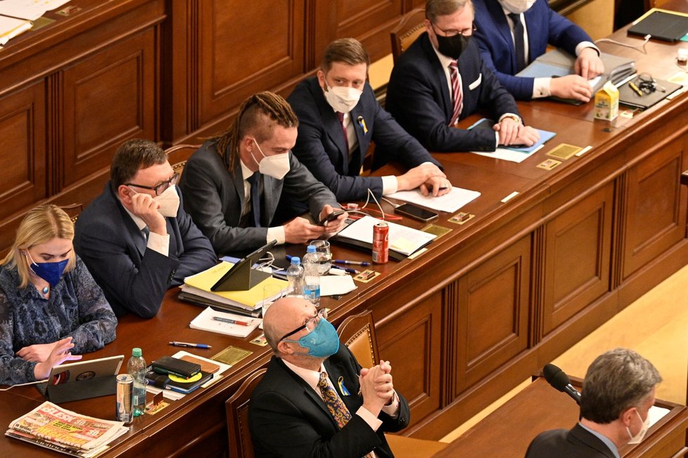 Ministr zdravotnictví Vlastimil Válek (TOP09) v Poslanecké sněmovně (18.2.2022)