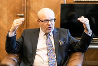 Plán ministra Válka s připojištěním péče má přinést miliardy. Asi u zubařů, ale kde dál?