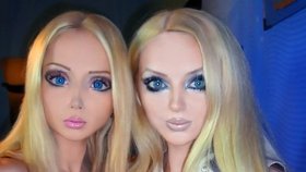 Olga Oleynik (vpravo) i Valeria Lukyanova pocházejí z ukrajinské Oděsy.