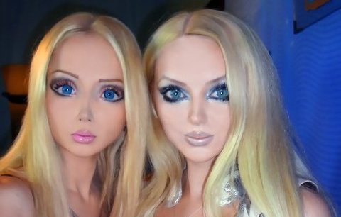 Oživlé panenky: Barbíny z Ukrajiny chtějí vzít Ameriku útokem!