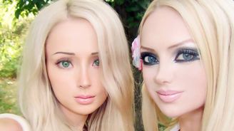 Nejslavnější živá Barbie je z Ukrajiny. Víme, jak vypadá bez make-upu!