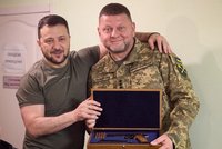 Zelenskyj se chce zbavit šéfa armády? Měl ho požádat o rezignaci, napětí mezi lídry stoupá