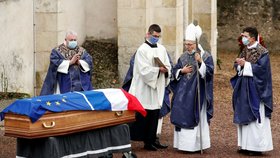 Valéry Giscard d&#39;Estaing měl skromný pohřeb, jak si sám přál.