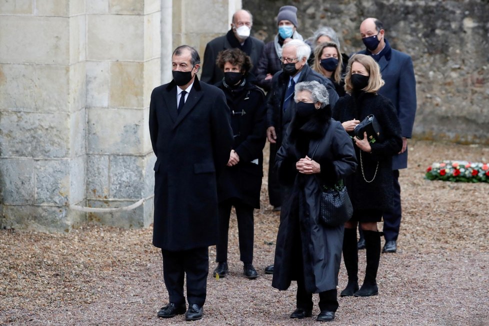 Valéry Giscard d&#39;Estaing měl skromný pohřeb, jak si sám přál.