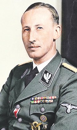 Zastupující říšský protektor Reinhard Heydrich (†38)  byl zodpovědný za likvidaci českých židů.