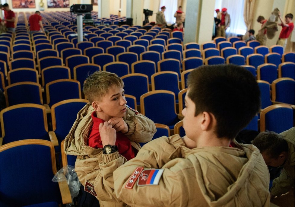 Rusové chtějí poslat do války na Ukrajině malé děti.