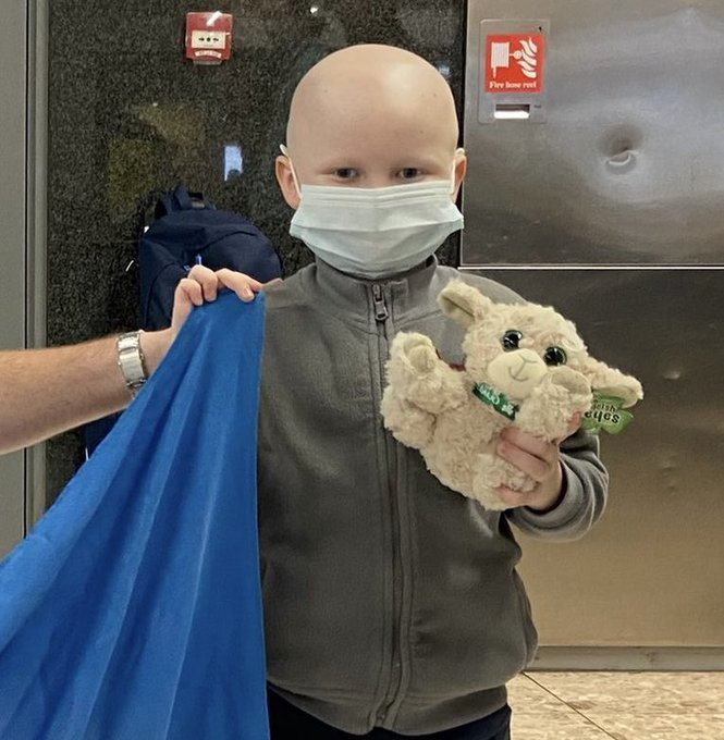V ostřelovaném Charkově se léčí děti s rakovinou.