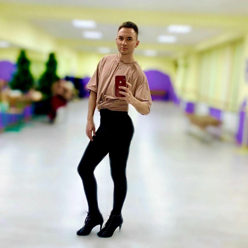 Ukrajinská queer hvězda Vlad Shast (26)