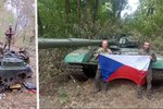 Ukrajinští bojovníci s českým tankem T-72