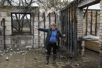 Lidé z Černihivu si prošli peklem: Neměli klid živí ani mrtví. Rusové vybombardovali i hřbitov